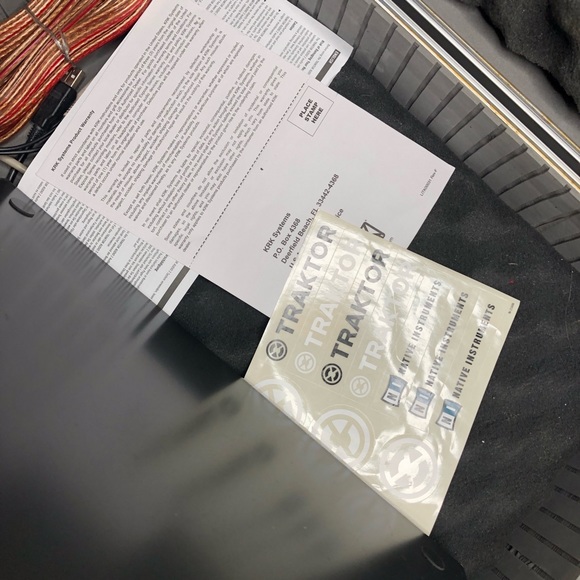 DJ Tech Tools VCI-100 SE DJ Decks USB MIDI Controller + Insulated Hard Case. - Picture 8 of 14